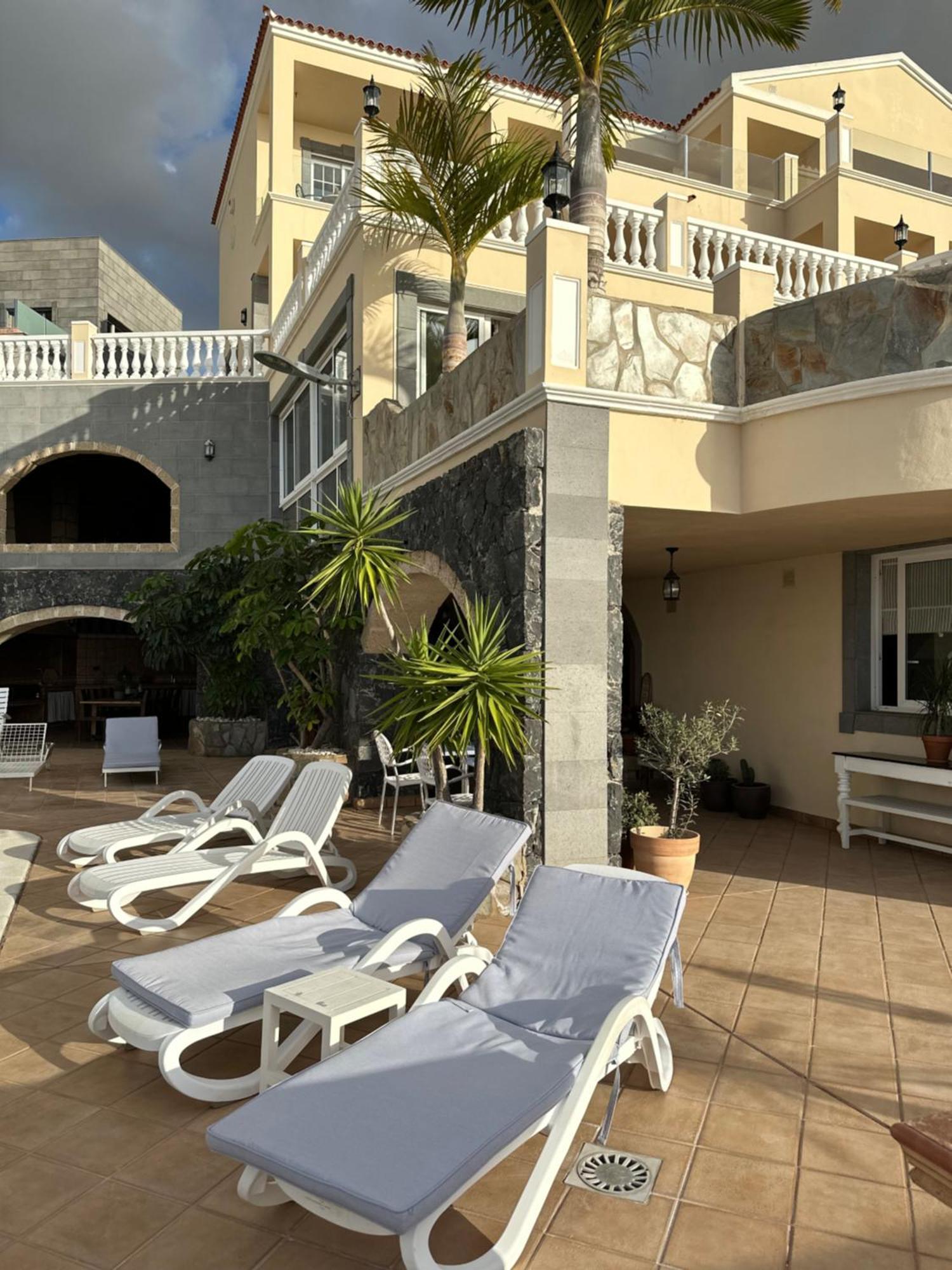 Boutique Villa Leicht & Friends 아데제 외부 사진