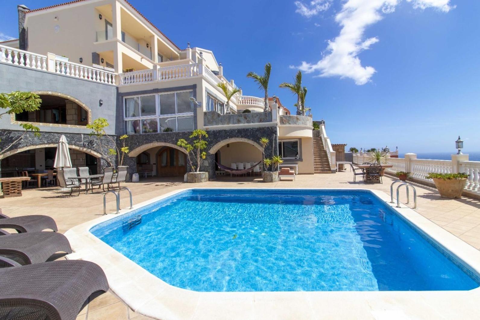 Boutique Villa Leicht & Friends 아데제 외부 사진